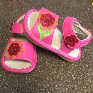 Leather squeaky sandals